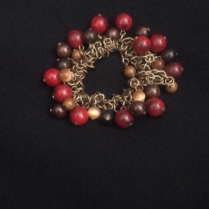 Vintage Stretch beaded bracelet and earrings